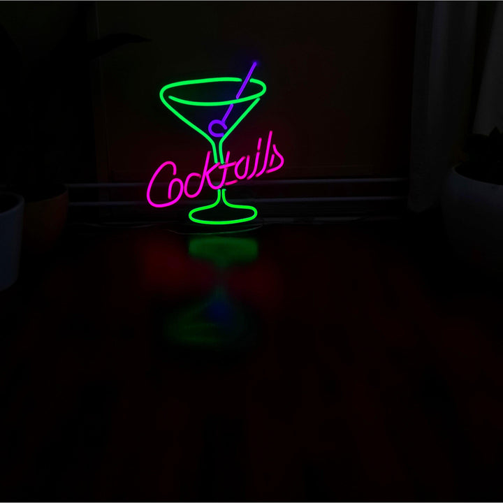 cocktails neon lamp - neon lamp - neonlicht - neonverlichting - neon